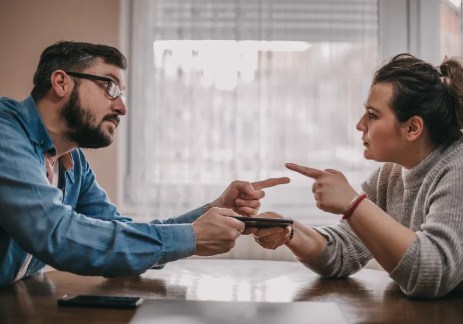 Man and woman in disagreement